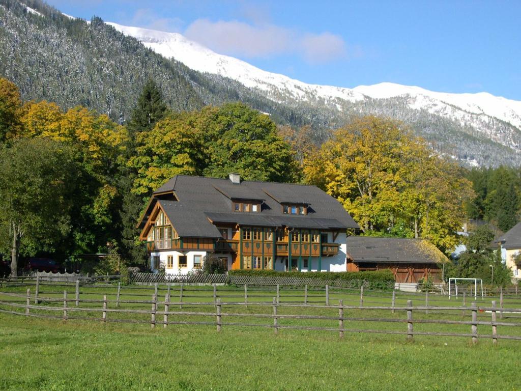 Haus Helga Hotel Маутерндорф Екстериор снимка