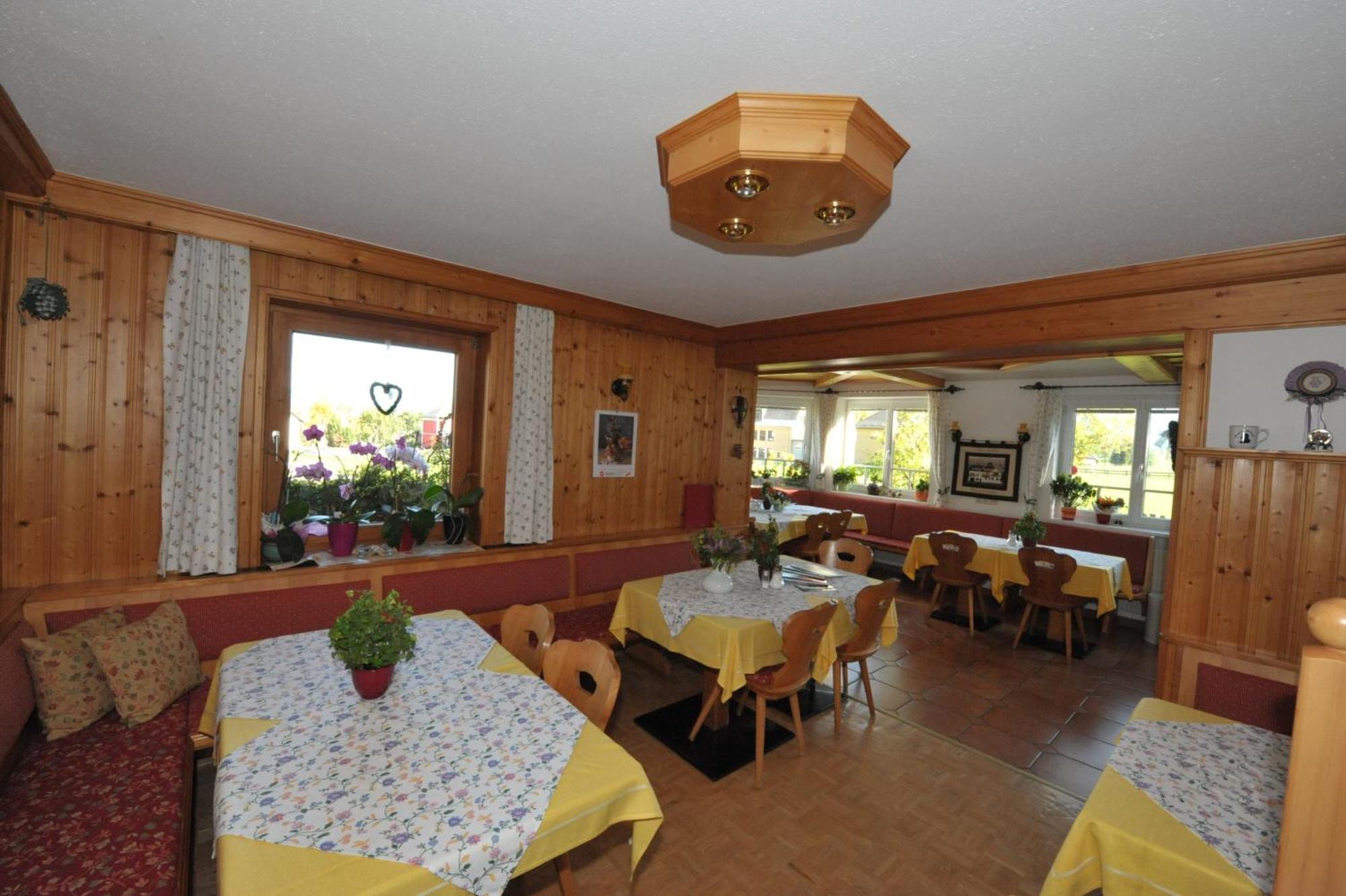Haus Helga Hotel Маутерндорф Екстериор снимка
